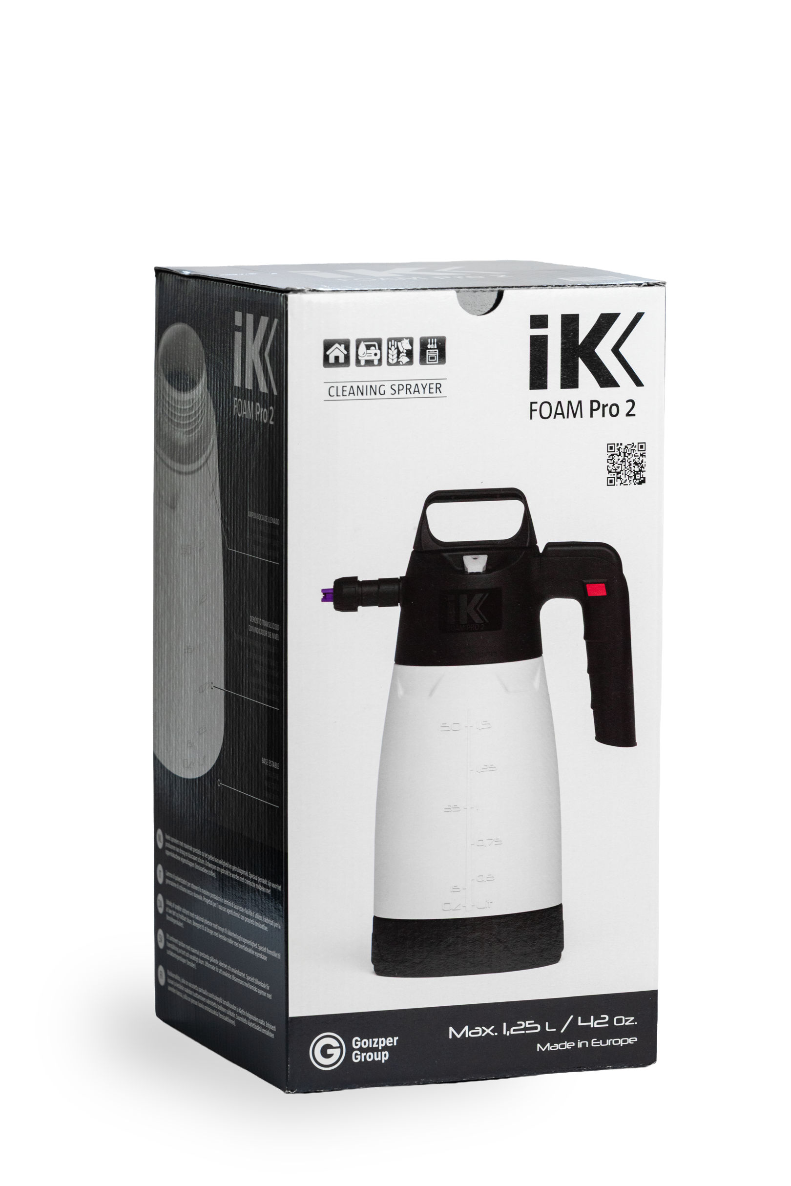 Abgebildet ist ein verpackter IK FOAM Pro 2 - Pumpsprüher, dessen Verpackung das Fassungsvermögen von 1,25 l (42 oz), das Schaumsystem für eine effektive Fahrradreinigung und die europäische Herstellung durch die Goizper-Gruppe hervorhebt.